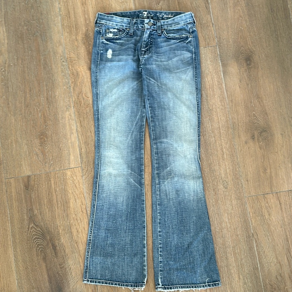 7 for all mankind women's jeans. Size 27.